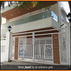 Metal Jaali for an entrance gate copy.jpg